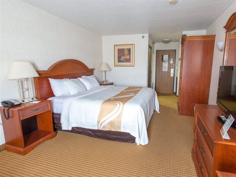 Quality Inn & Suites University Laramie Bagian luar foto