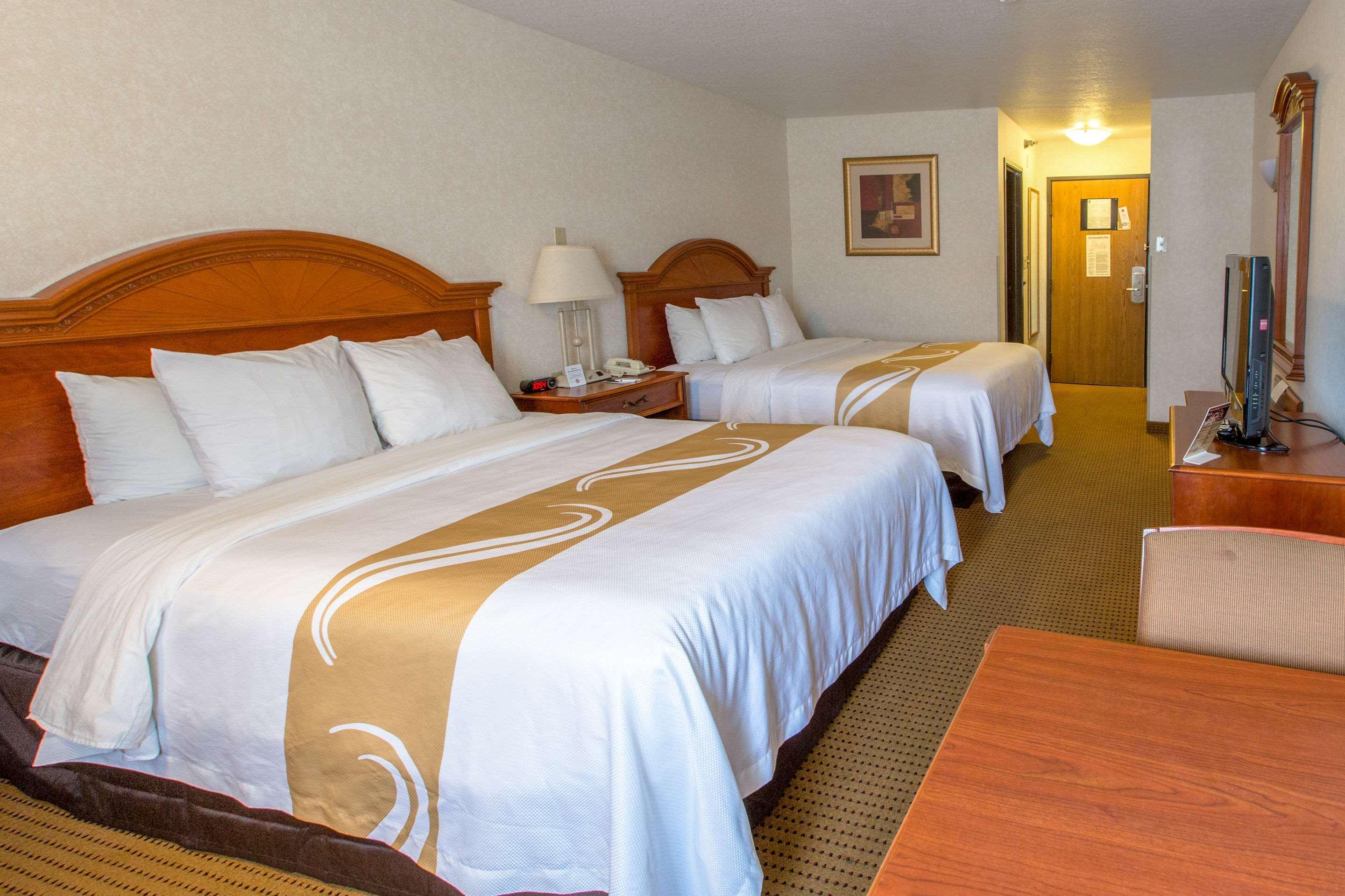 Quality Inn & Suites University Laramie Bagian luar foto