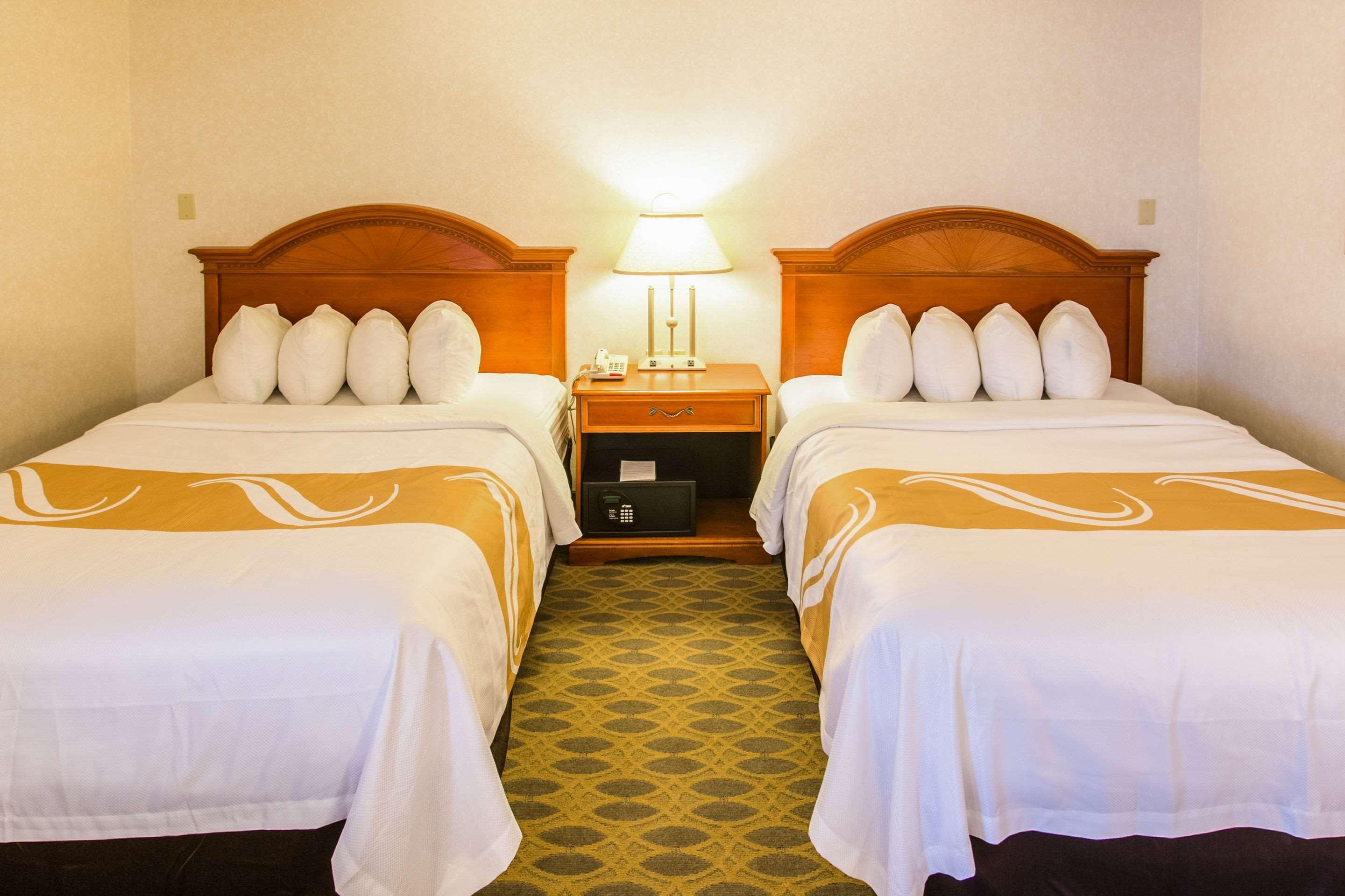 Quality Inn & Suites University Laramie Bagian luar foto