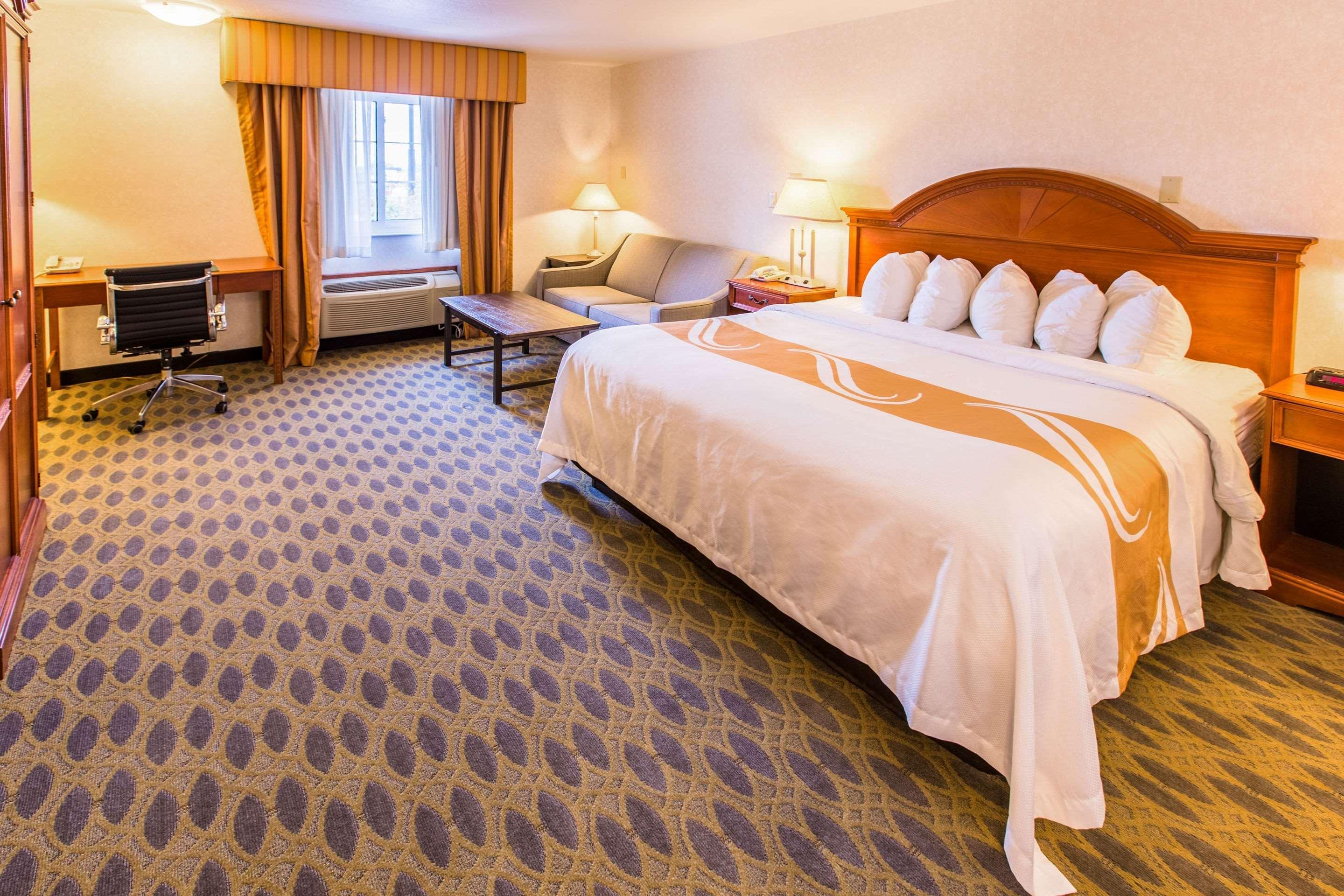 Quality Inn & Suites University Laramie Bagian luar foto