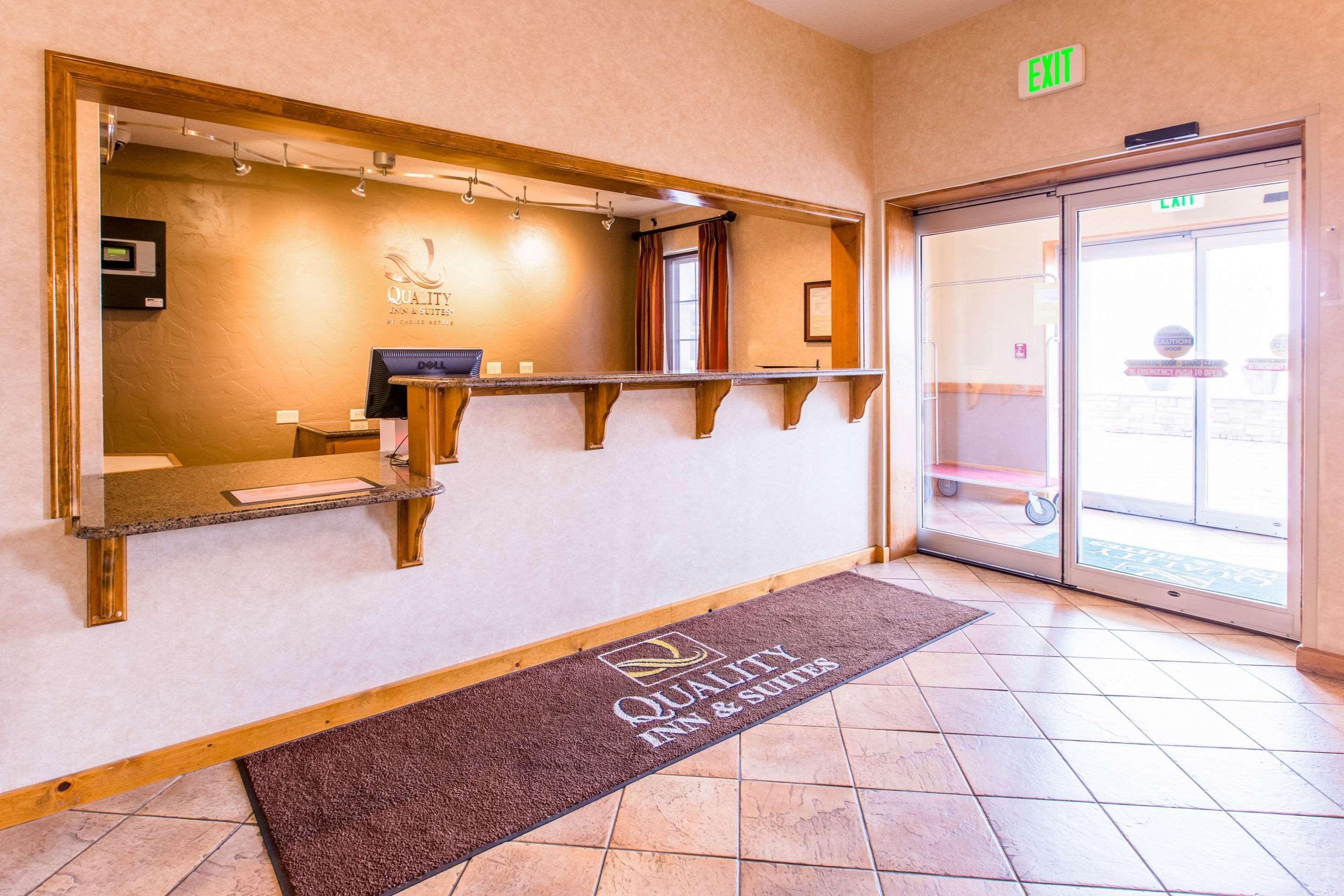 Quality Inn & Suites University Laramie Bagian luar foto