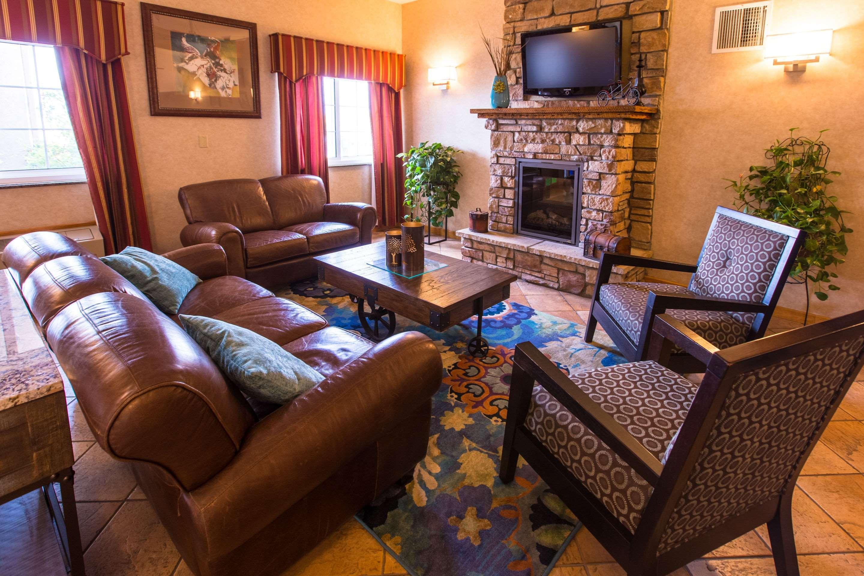 Quality Inn & Suites University Laramie Bagian luar foto