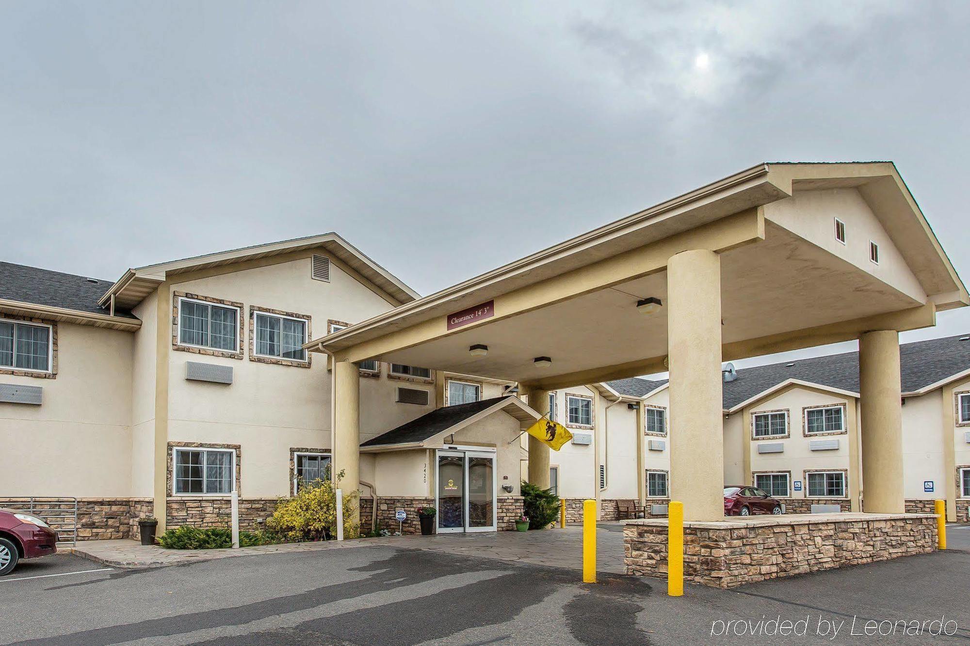 Quality Inn & Suites University Laramie Bagian luar foto