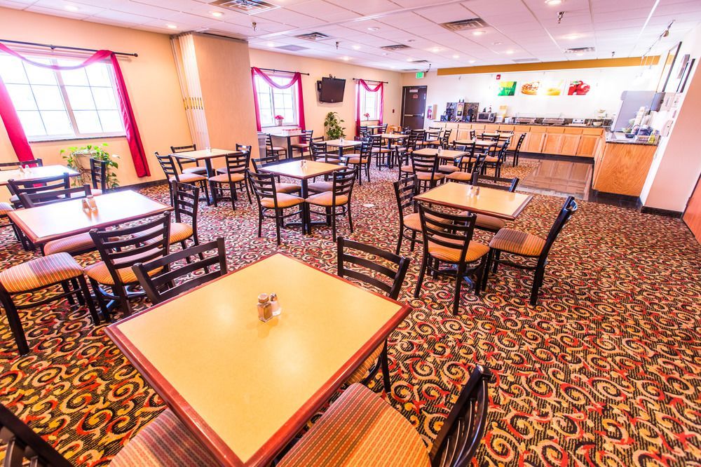 Quality Inn & Suites University Laramie Bagian luar foto